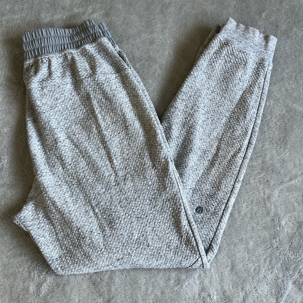 Men’s Lululemon At Ease Jogger size small